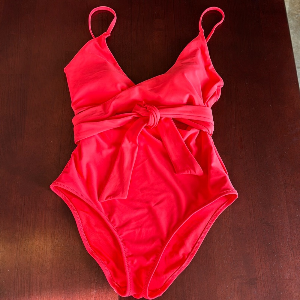 Aerie Wrap bathing suit🤍